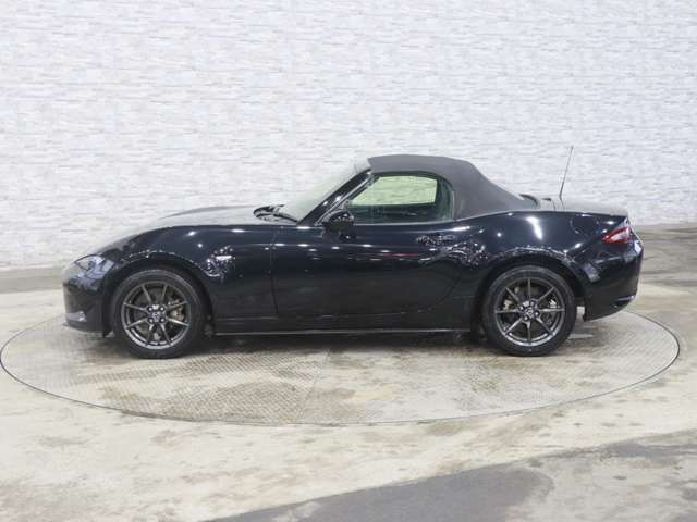 ROADSTER