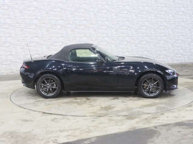 ROADSTER