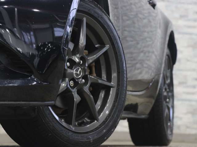 ROADSTER