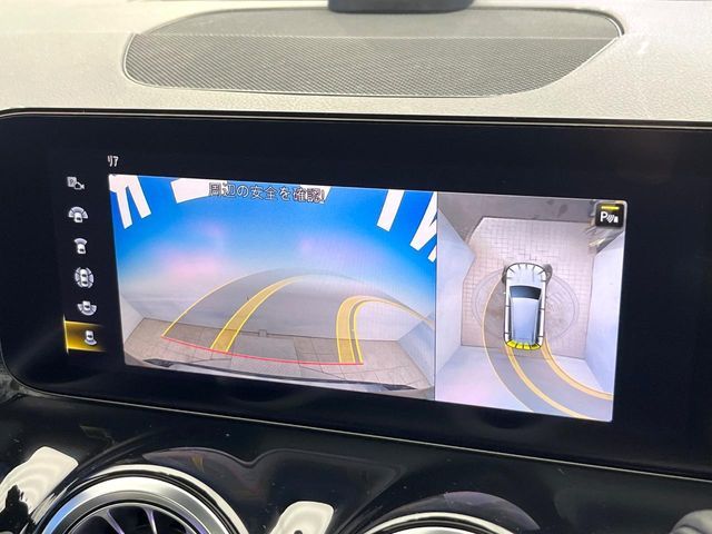 MERCEDES BENZ GLB