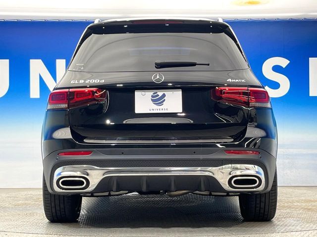 MERCEDES BENZ GLB
