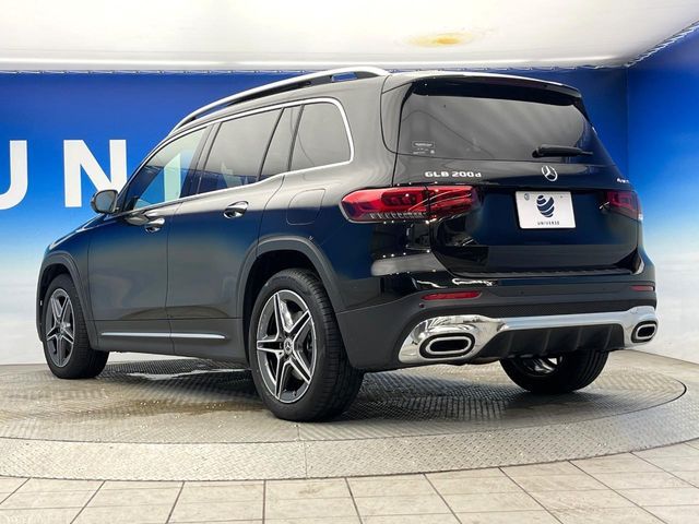 MERCEDES BENZ GLB