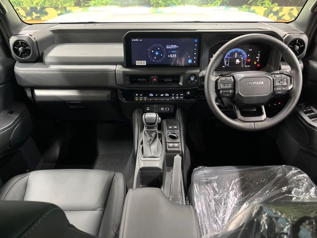 LANDCRUISER FJ