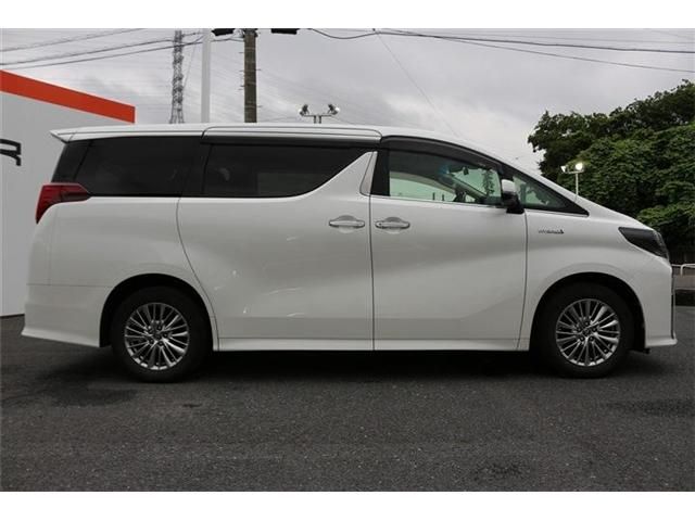 ALPHARD hybrid 4WD