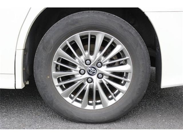 ALPHARD hybrid 4WD