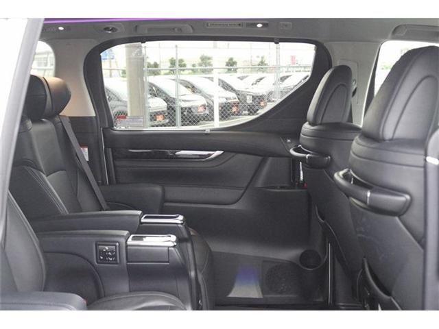 ALPHARD hybrid 4WD