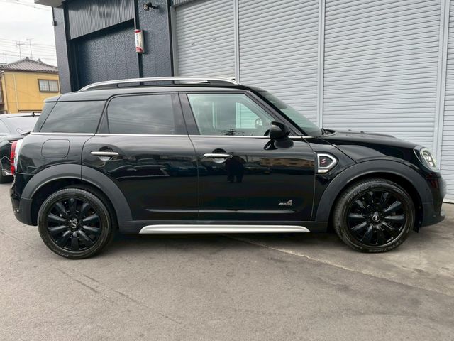 BMW MINI COOPER SD CROSSOVER