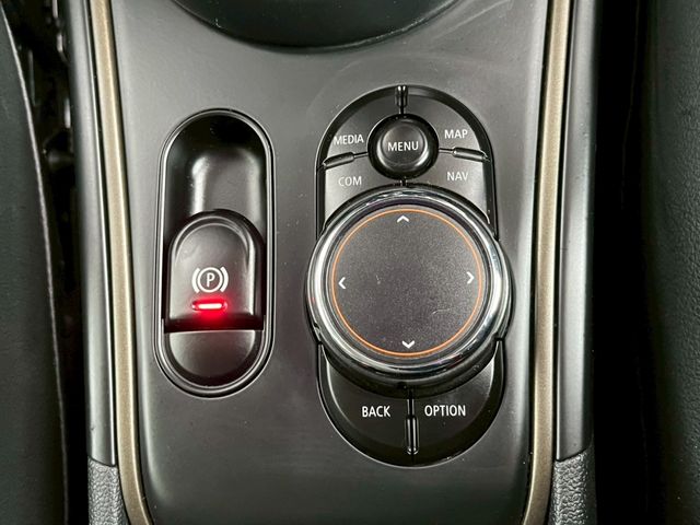 BMW MINI COOPER SD CROSSOVER