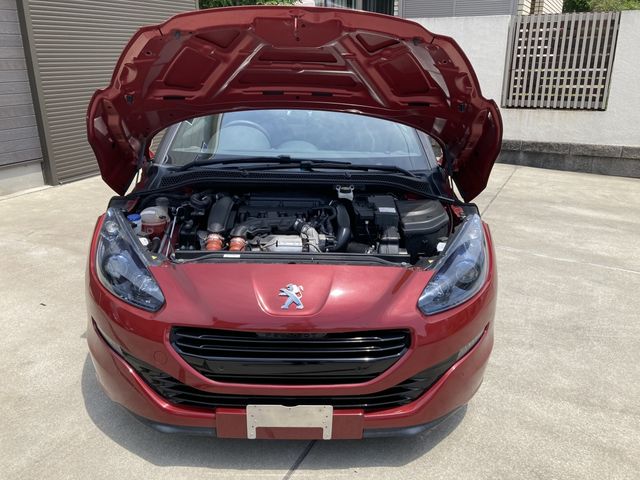 PEUGEOT RCZ