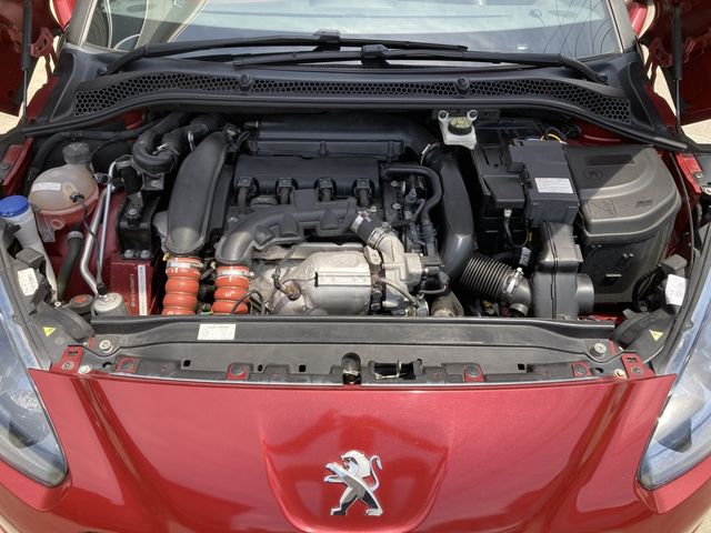 PEUGEOT RCZ