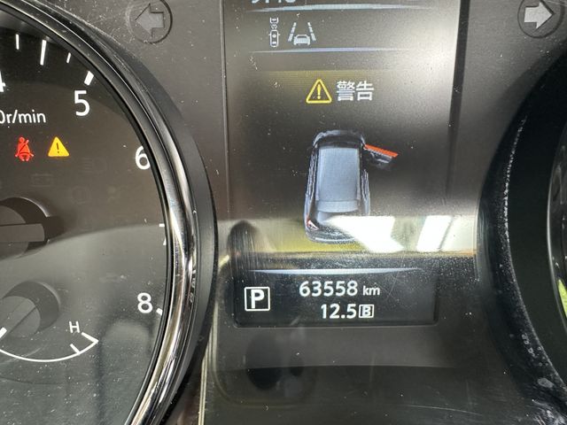X-TRAIL 2WD