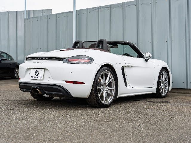 PORSCHE 718BOXSTER