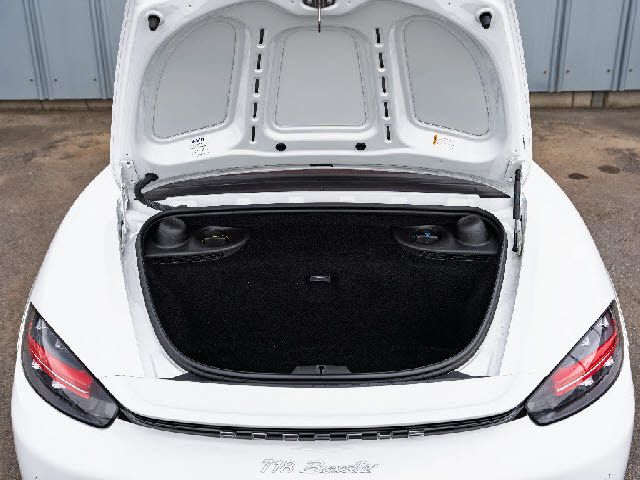 PORSCHE 718BOXSTER