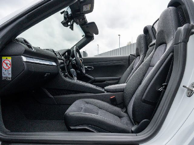 PORSCHE 718BOXSTER
