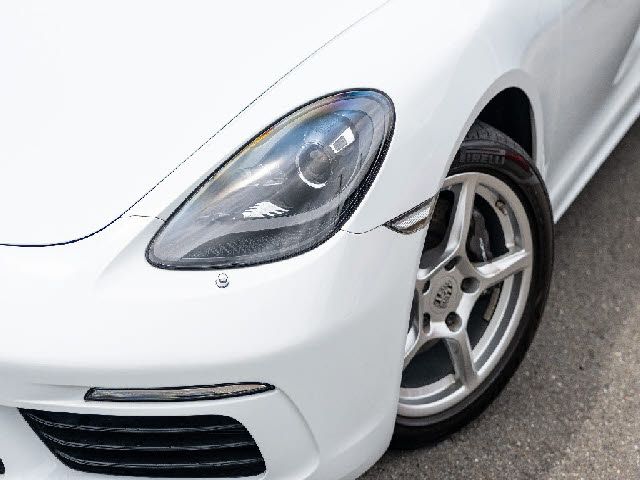 PORSCHE 718BOXSTER