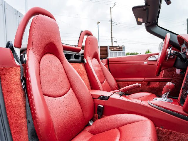 PORSCHE BOXSTER