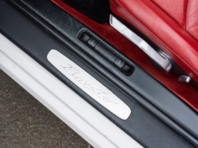 PORSCHE BOXSTER