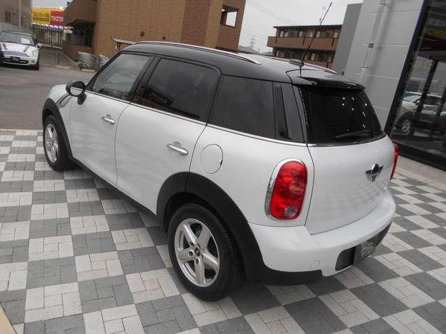 BMW MINI COOPER CROSSOVER