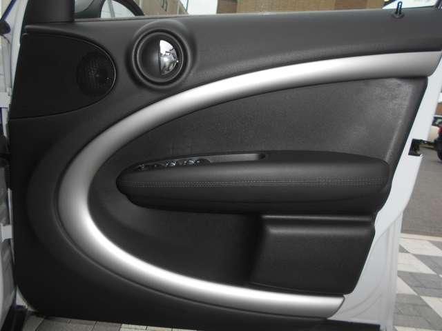 BMW MINI COOPER CROSSOVER