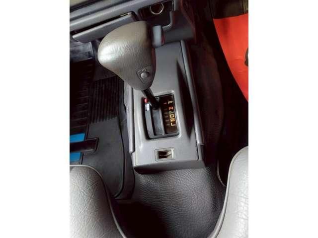 HILUX 2WD
