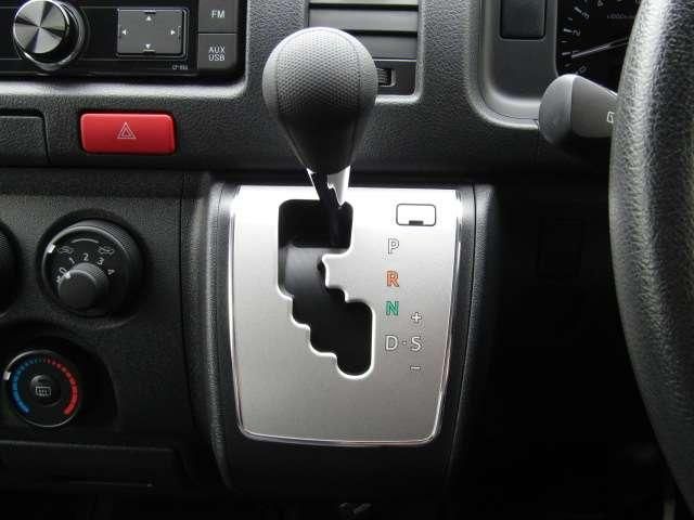 HIACE van 2WD