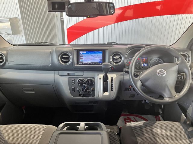 NV350 CARAVAN 4WD