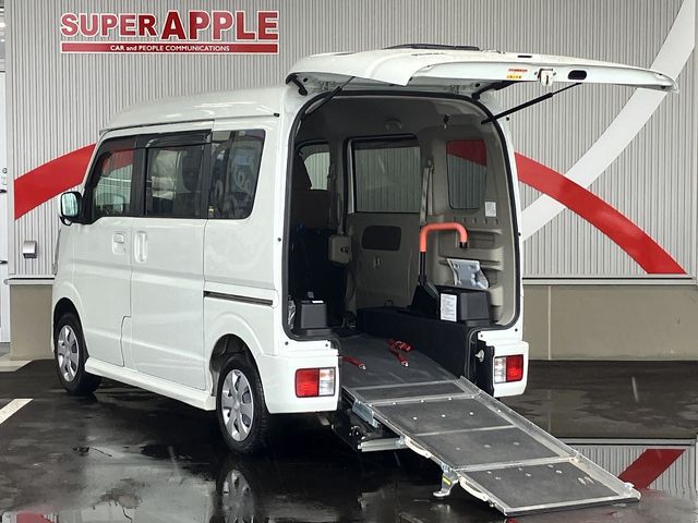 NV100 CLIPPER RIO 4WD