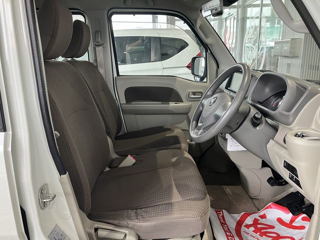 NV100 CLIPPER RIO 4WD