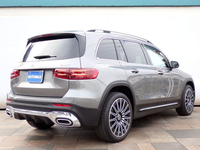 MERCEDES BENZ GLB