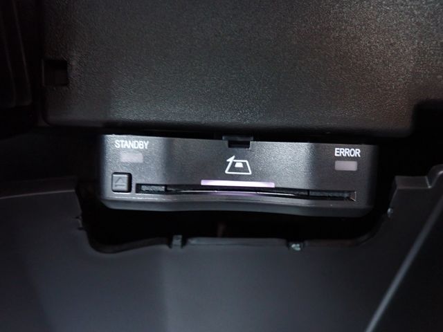 MERCEDES BENZ GLB