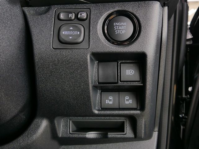 HIACE van 4WD