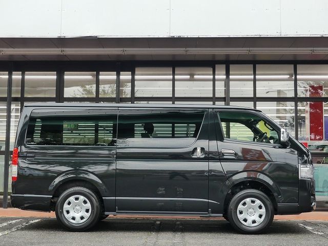 HIACE van 4WD