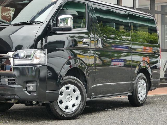 HIACE van 4WD