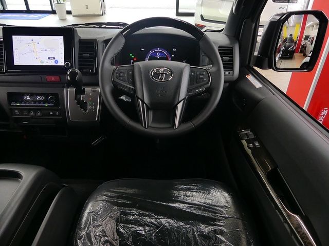 HIACE van 4WD