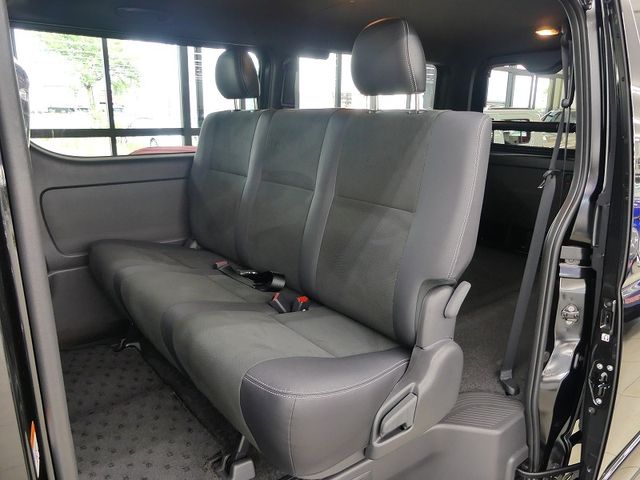 HIACE van 4WD