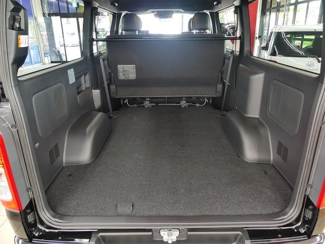 HIACE van 4WD