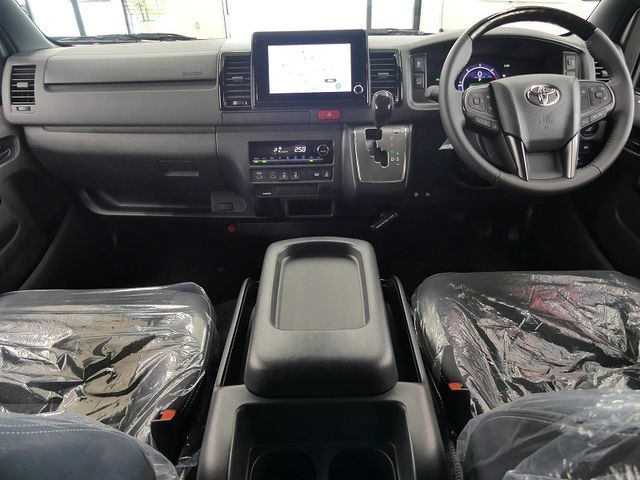 HIACE van 4WD