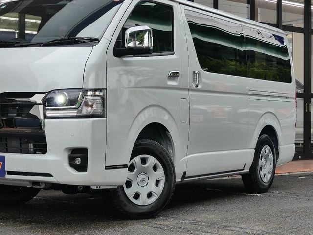 HIACE van 4WD