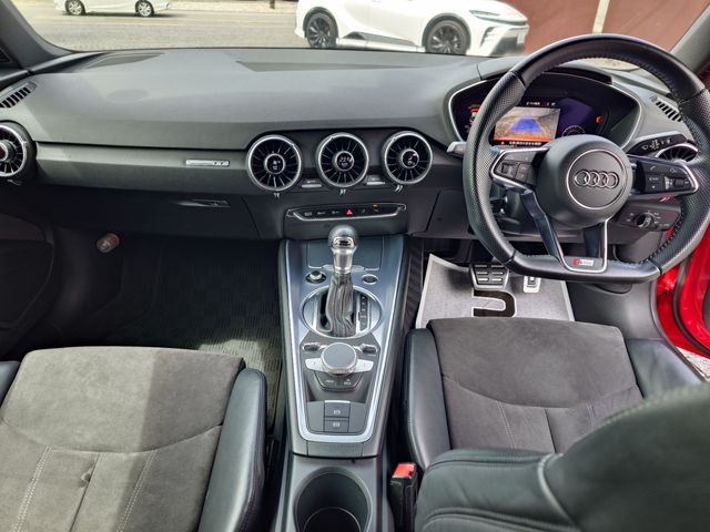 AUDI TT coupe