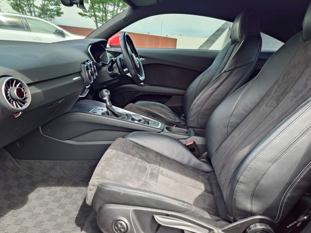 AUDI TT coupe