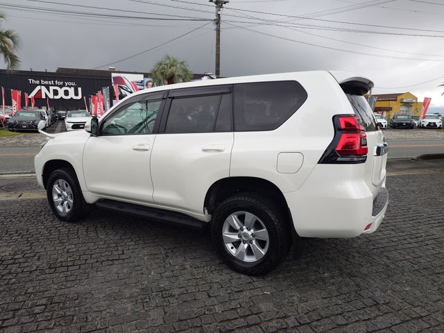 LANDCRUISER PRADO