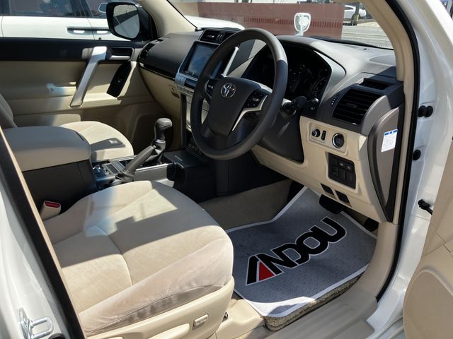 LANDCRUISER PRADO