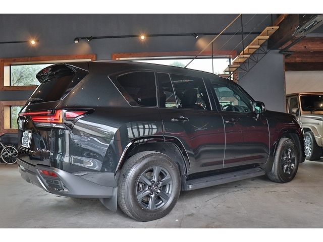 LEXUS LX700h