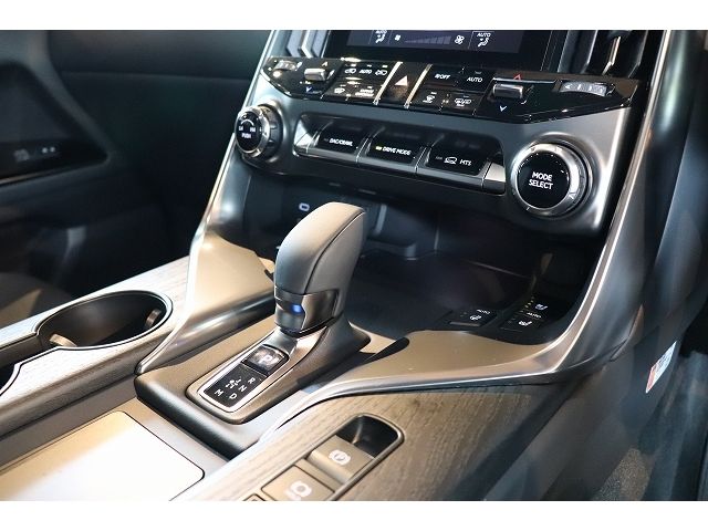 LEXUS LX700h