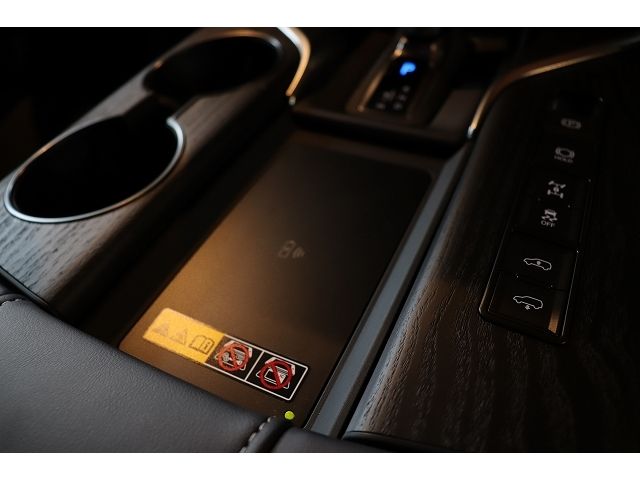 LEXUS LX700h