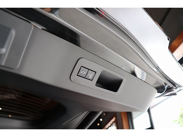 LEXUS LX700h