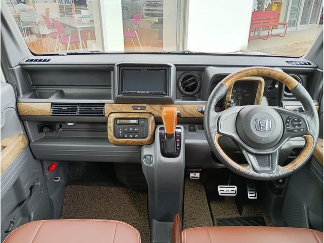 N-VAN
