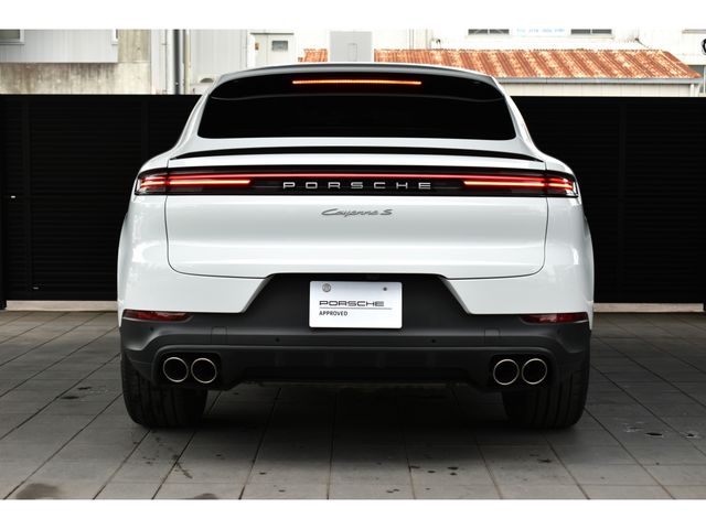 PORSCHE Cayenne coupe