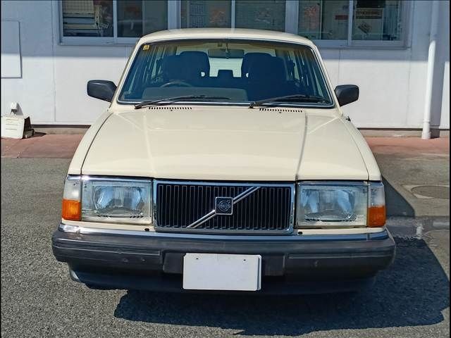 VOLVO 240 ESTATE