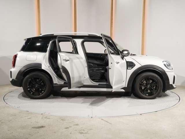 MINI COOPER D CROSSOVER
